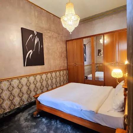 Hotel Nf Palace Old Bukareszt