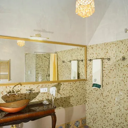 Hotel Nf Palace Old 4*