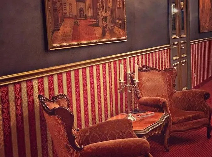 Nf Palace Old Hotel