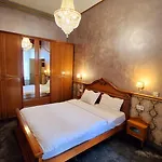 Nf Palace Old Hotel