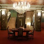 Nf Palace Old Hotel 4*