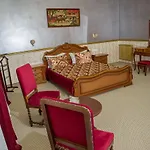 Nf Palace Old 4*