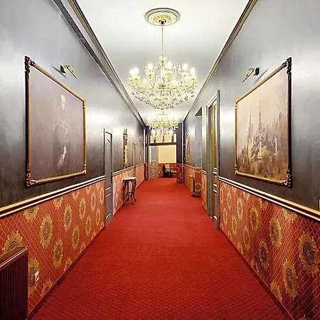 Nf Palace Old Hotel Bucharest
