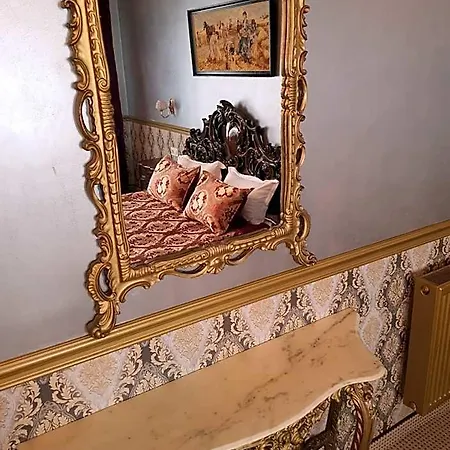 Nf Palace Old