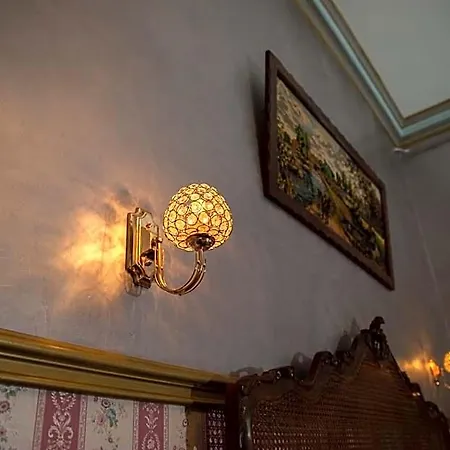Nf Palace Old