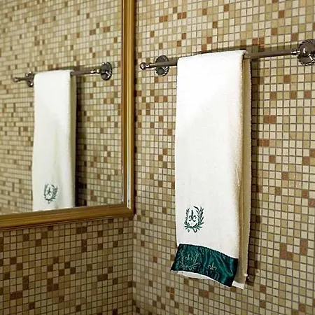 Hotel Nf Palace Old 4*
