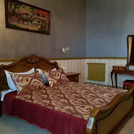 Nf Palace Old 4*