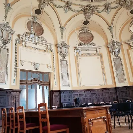 Nf Palace Old Hotel 4*