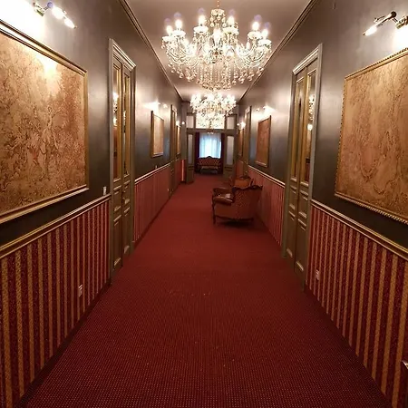Nf Palace Old 4*