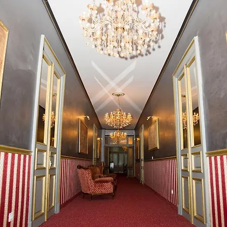 Nf Palace Old Готель