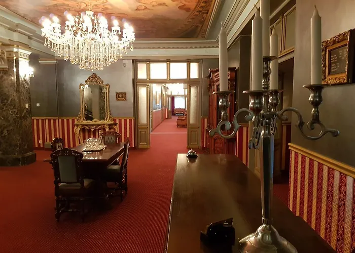 Szálloda Nf Palace Old Bukarest