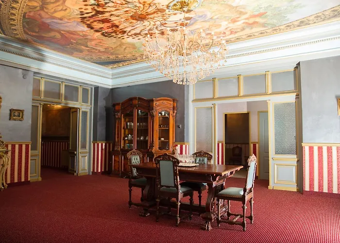 Szálloda Nf Palace Old Bukarest