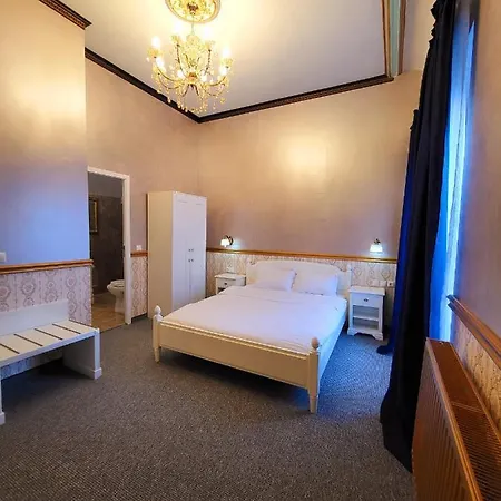 Nf Palace Old Hotel 4*