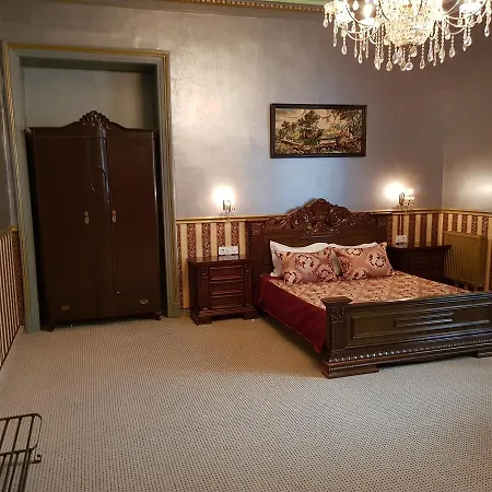 Nf Palace Old Hotel 4*