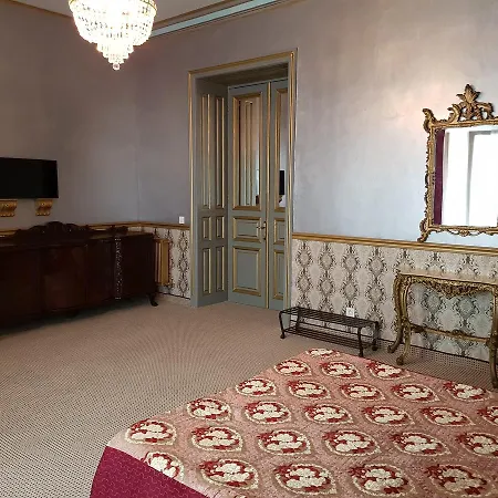 Hotel Nf Palace Old 4*