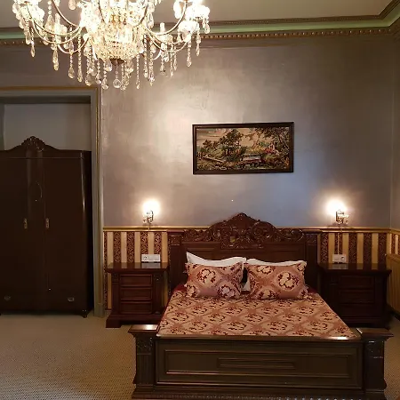 Nf Palace Old