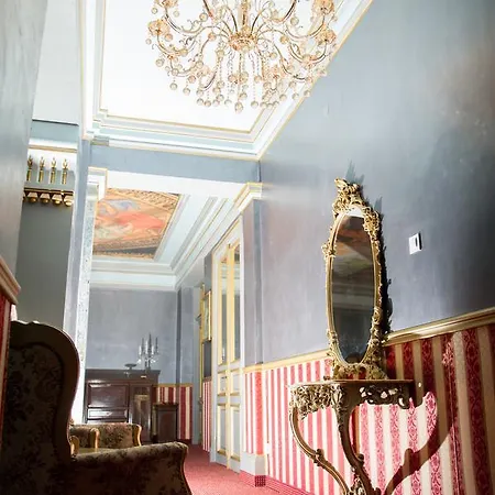 Nf Palace Old
